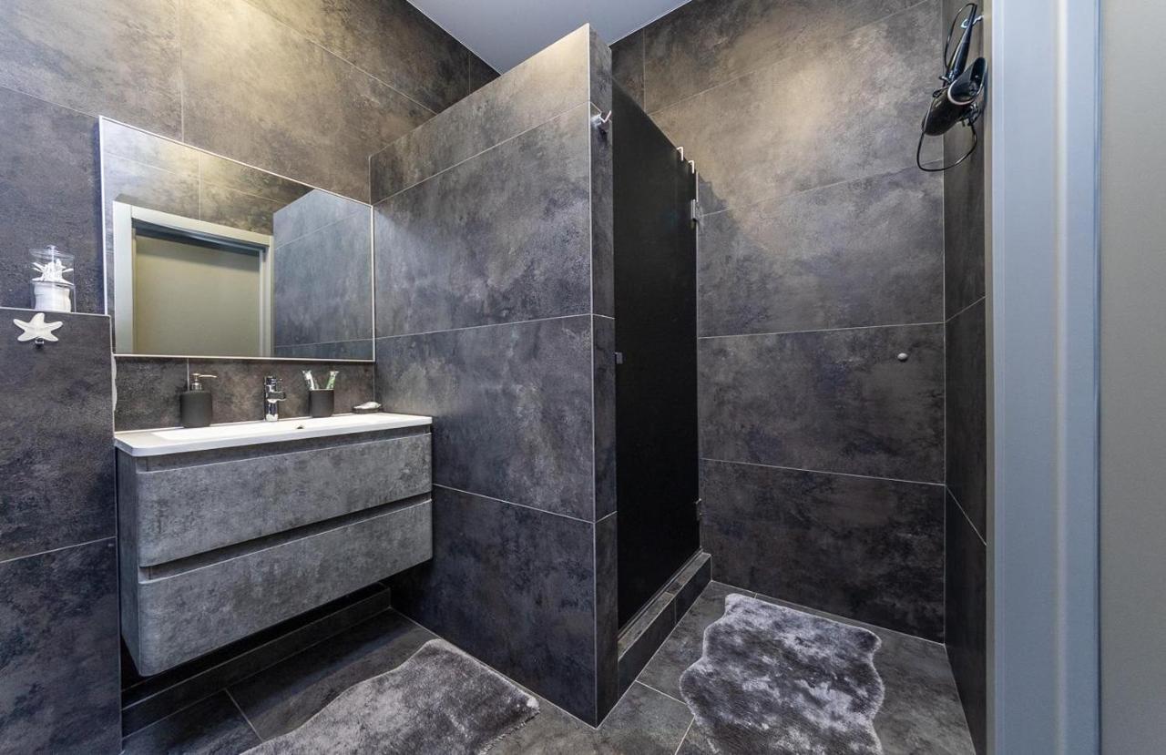 Luxury Apartments Smartplaza Obolon Metro Minskai Kiev Esterno foto
