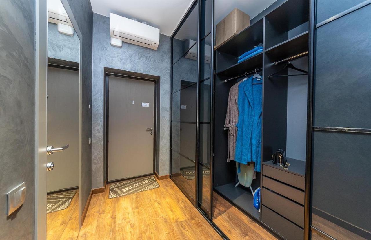 Luxury Apartments Smartplaza Obolon Metro Minskai Kiev Esterno foto